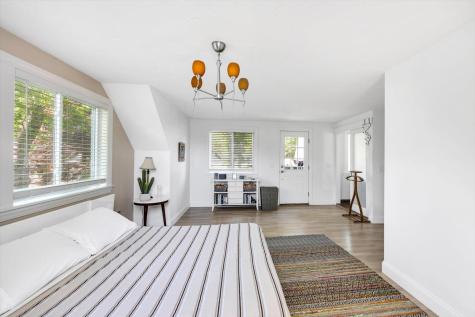 15 Carla Road MA 02601