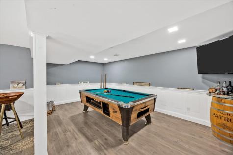 15 Carla Road MA 02601