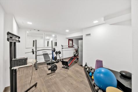 15 Carla Road MA 02601