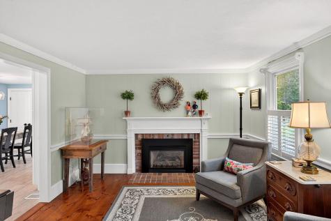 31 Pine Street Sandwich MA 02563
