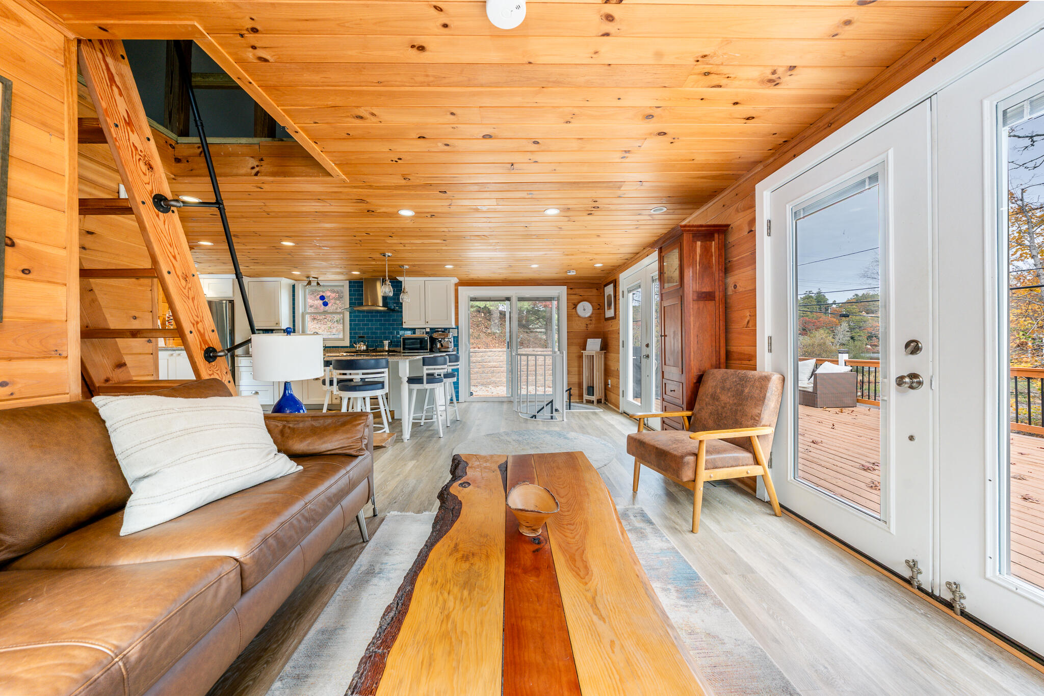 215 Roxy Cahoon Road Plymouth MA 02360