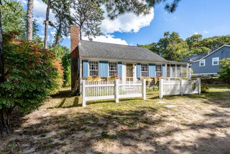 335 Lower County Road Dennis MA 02638