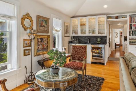 162 Commercial Street Provincetown MA 02657