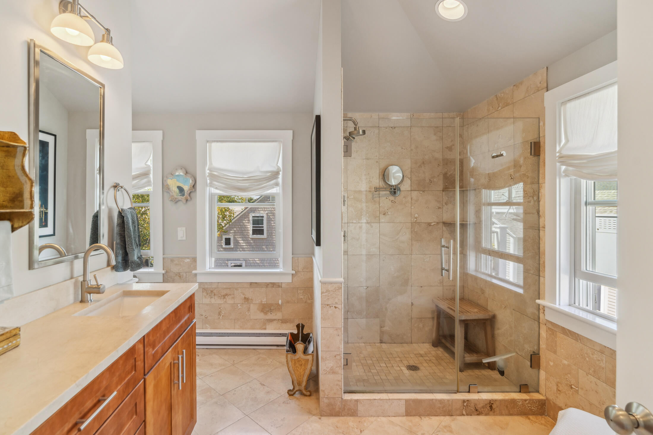 162 Commercial Street Provincetown MA 02657