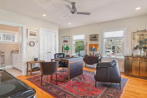 162 Commercial Street Provincetown MA 02657