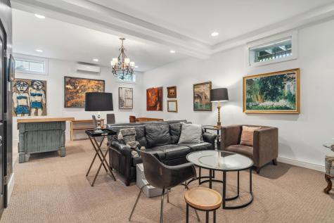 162 Commercial Street Provincetown MA 02657