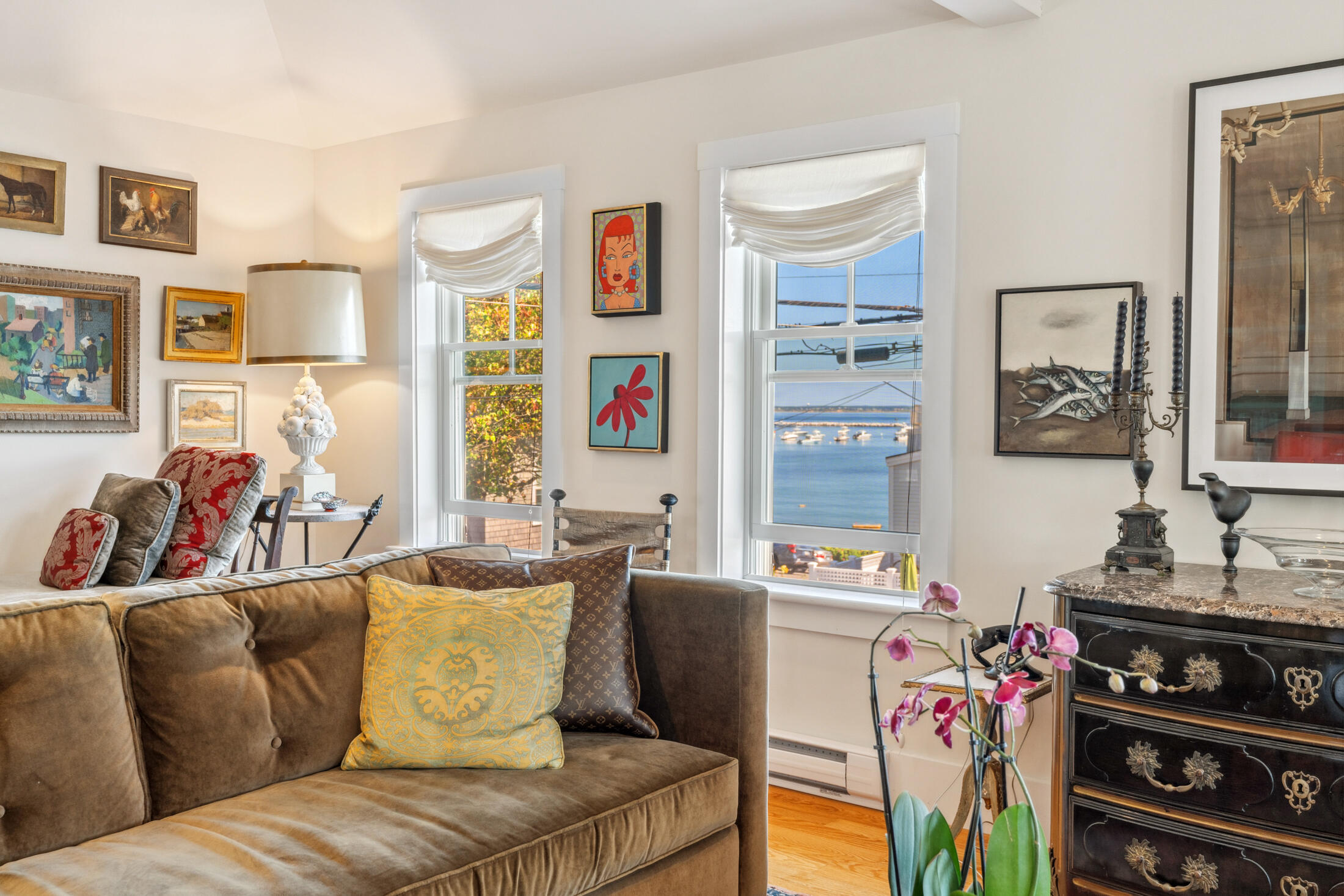 162 Commercial Street Provincetown MA 02657