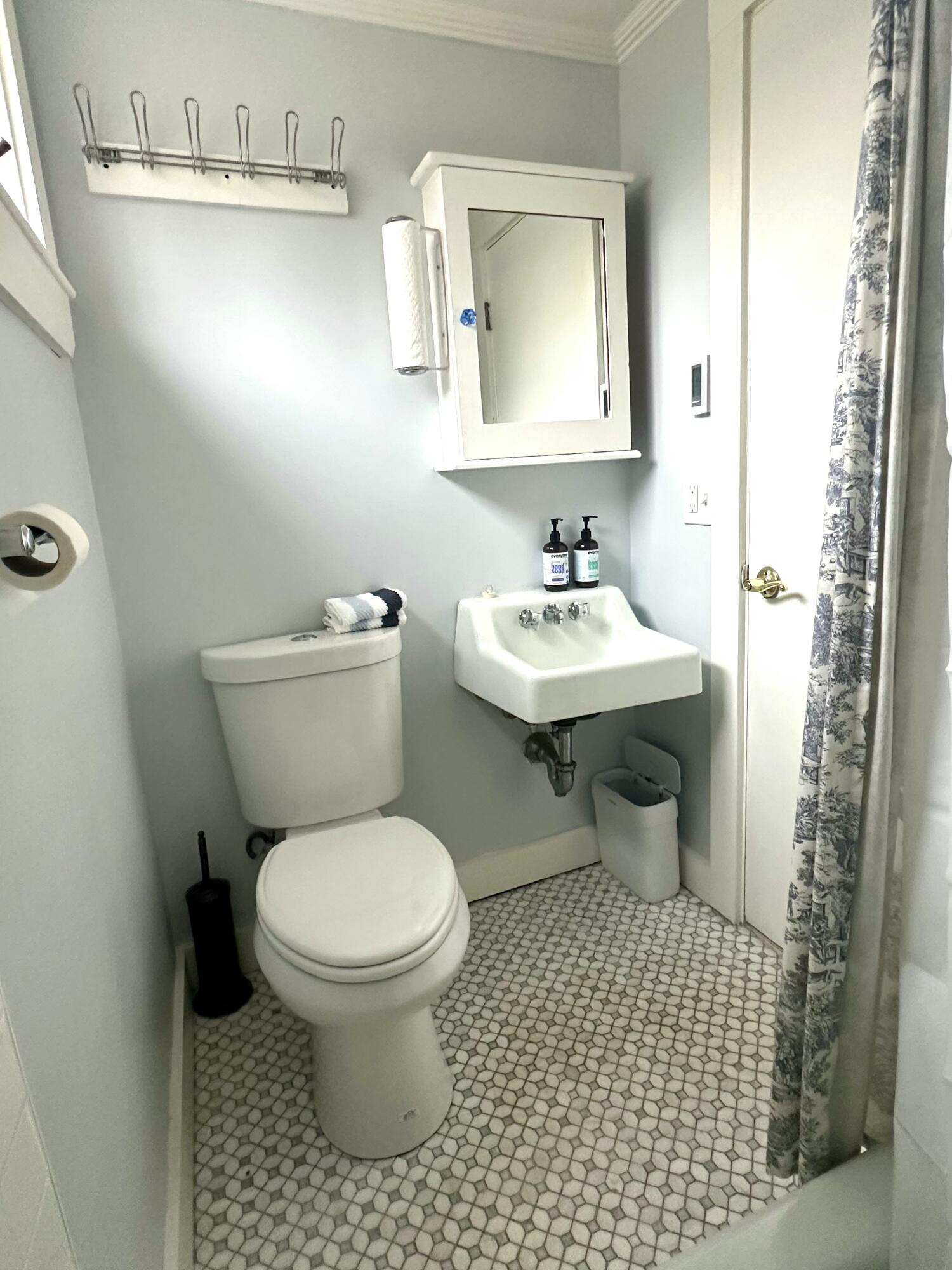 62 Pine Avenue Hyannis MA 02601