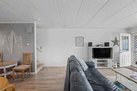 102 Old Wharf Road Dennis MA 02638
