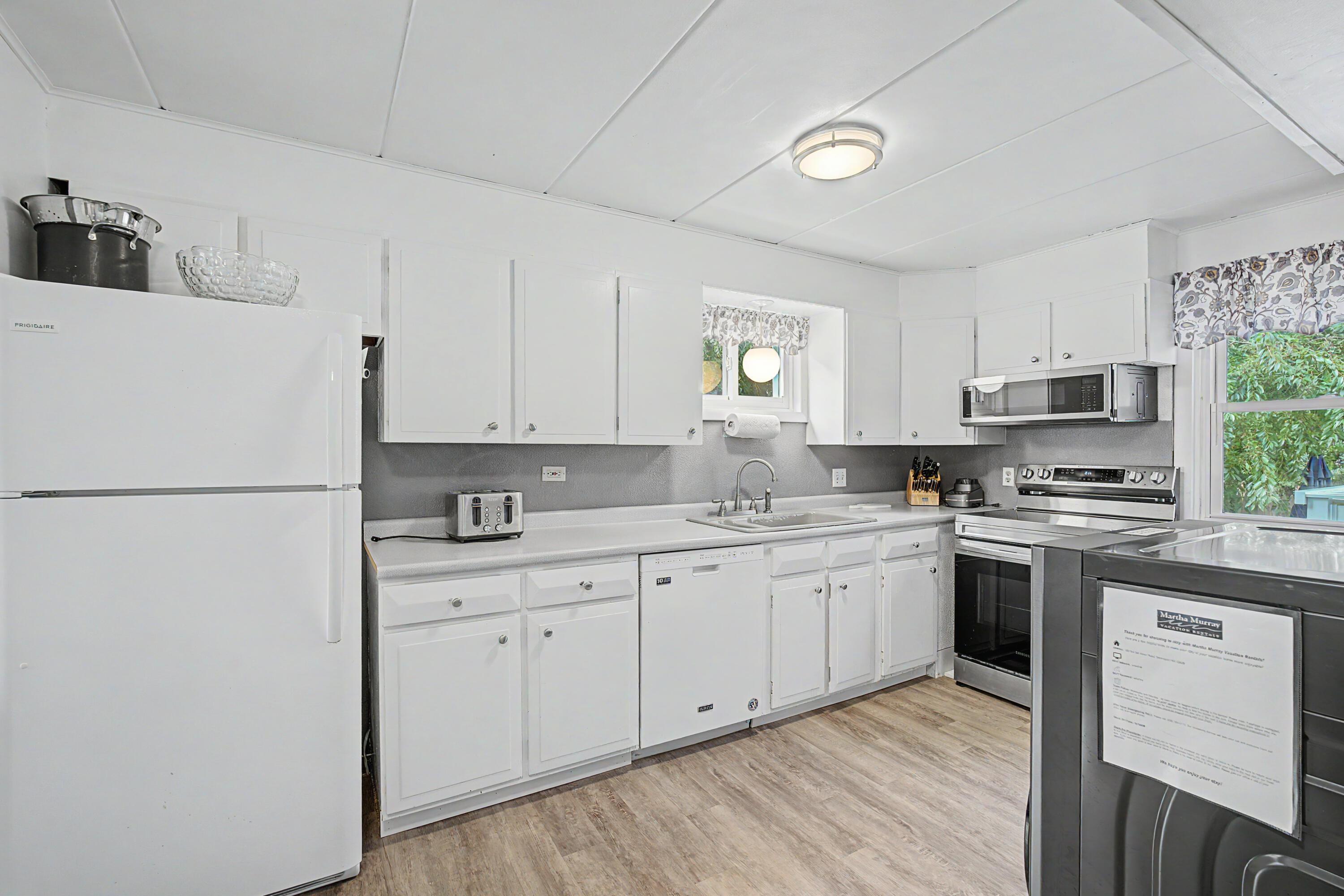 102 Old Wharf Road Dennis MA 02638