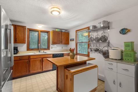 12 Eldridge Street Bourne MA 02532