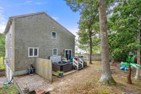 12 Eldridge Street Bourne MA 02532