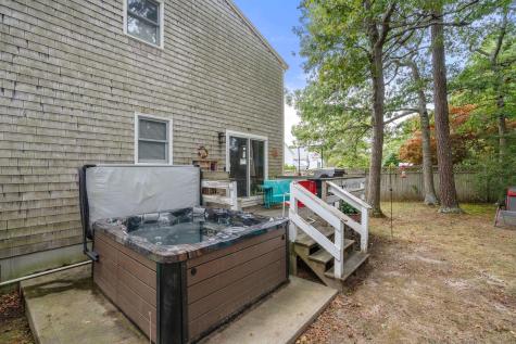 12 Eldridge Street Bourne MA 02532