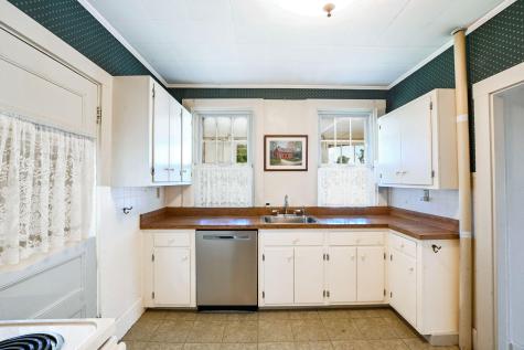 1067 Sandwich Road MA 02561