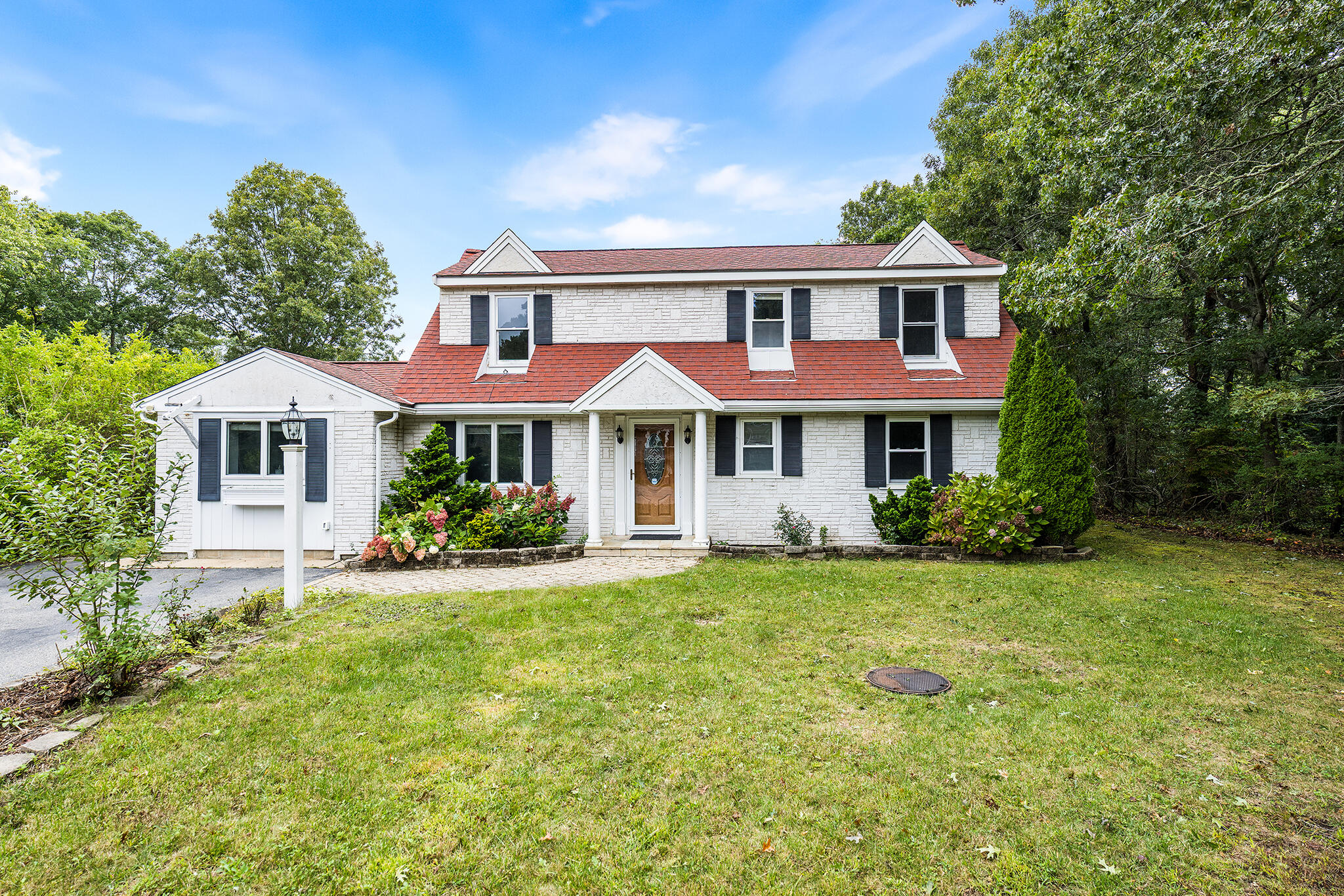 9 E Harbor Circle Teaticket MA 02536
