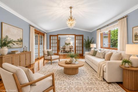 9 E Harbor Circle Teaticket MA 02536