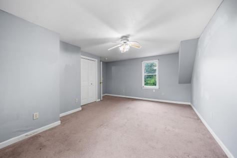 9 E Harbor Circle Teaticket MA 02536