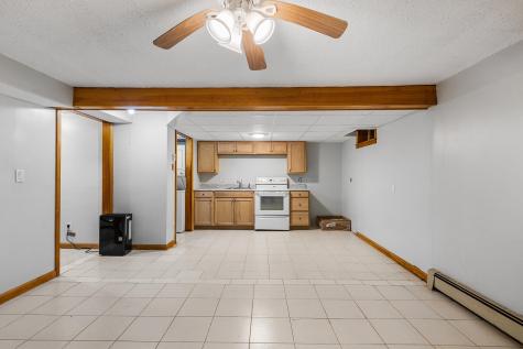 9 E Harbor Circle Teaticket MA 02536