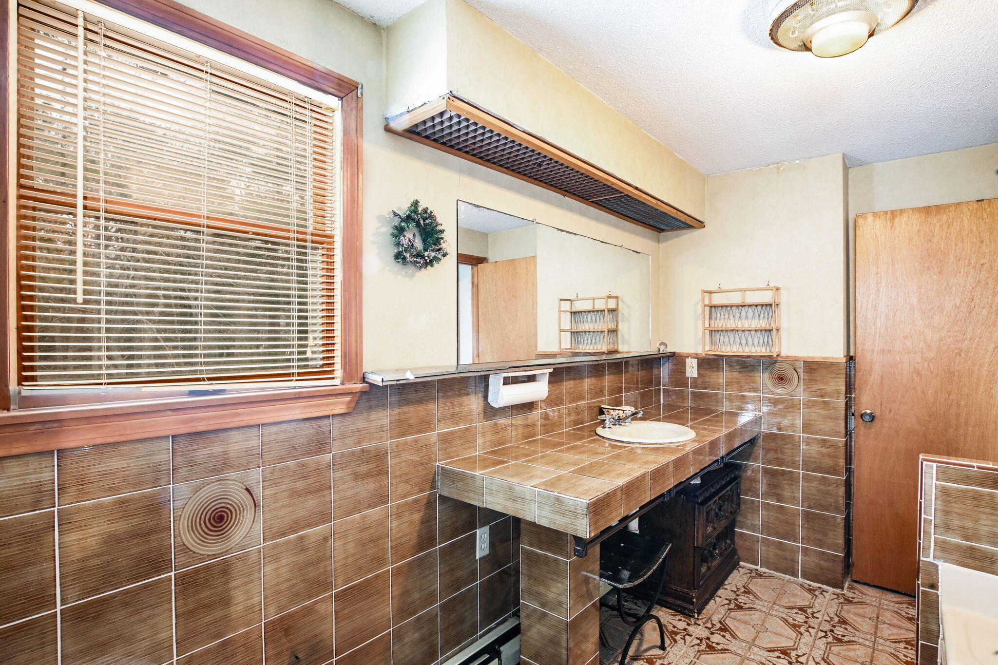 18 Fox Lane West Falmouth MA 02540