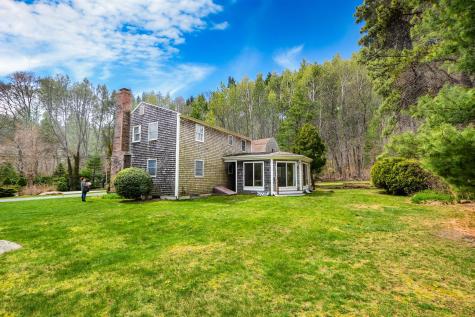 18 Fox Lane Falmouth MA 02540