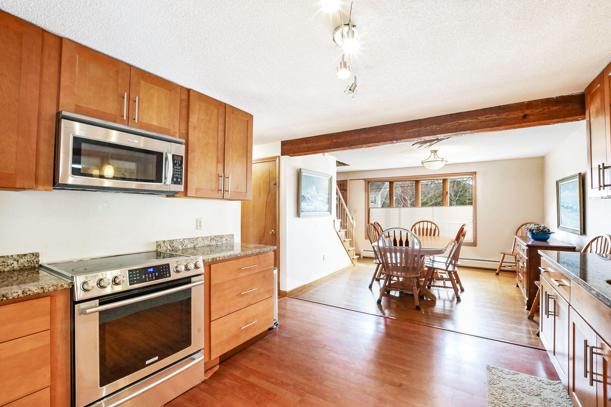 18 Fox Lane West Falmouth MA 02540