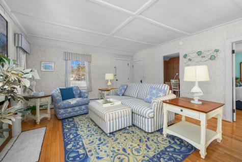 21 Nearmeadows Road Yarmouth MA 02673