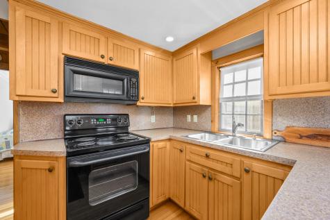 21 Nearmeadows Road Yarmouth MA 02673
