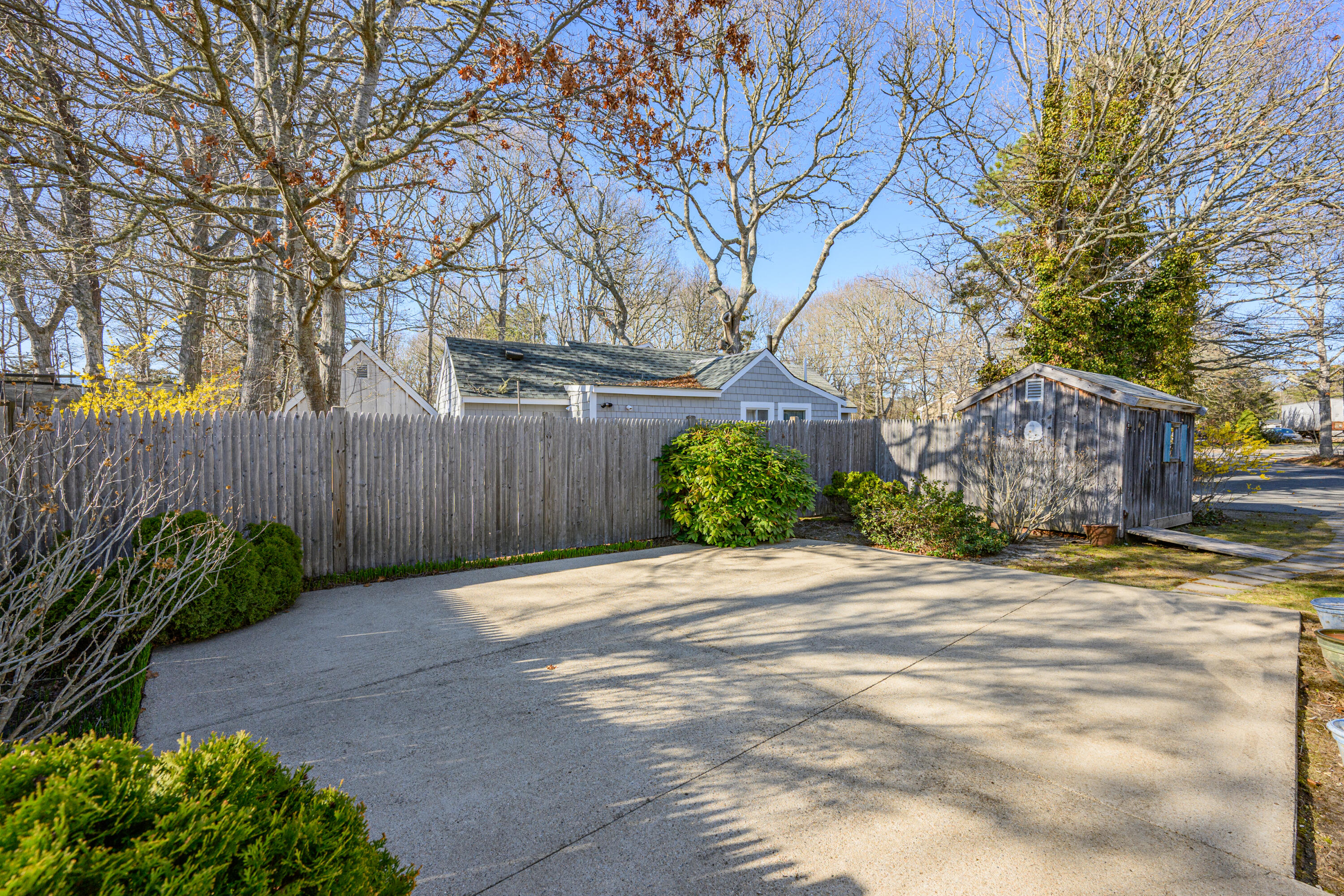 21 Nearmeadows Road Yarmouth MA 02673