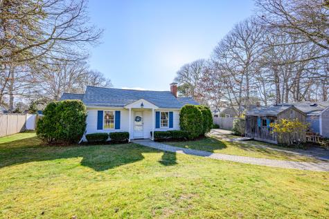 21 Nearmeadows Road Yarmouth MA 02673