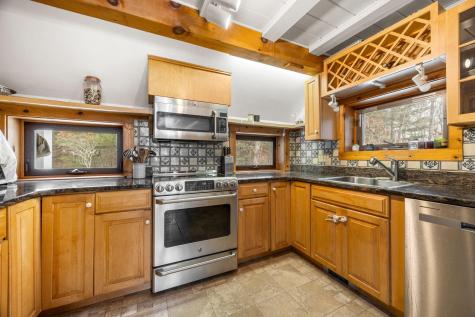 248 Great Neck Road Wareham MA 02571