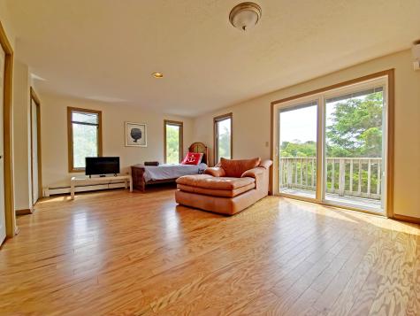 30 Norris Path Teaticket MA 02536