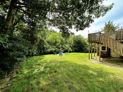 30 Norris Path Teaticket MA 02536