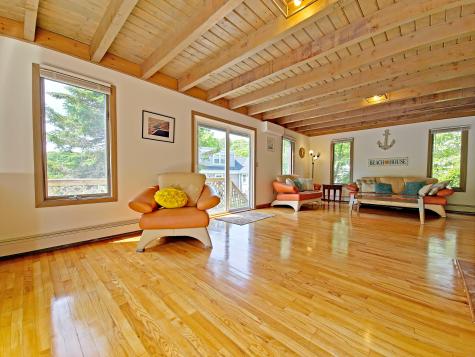30 Norris Path Teaticket MA 02536