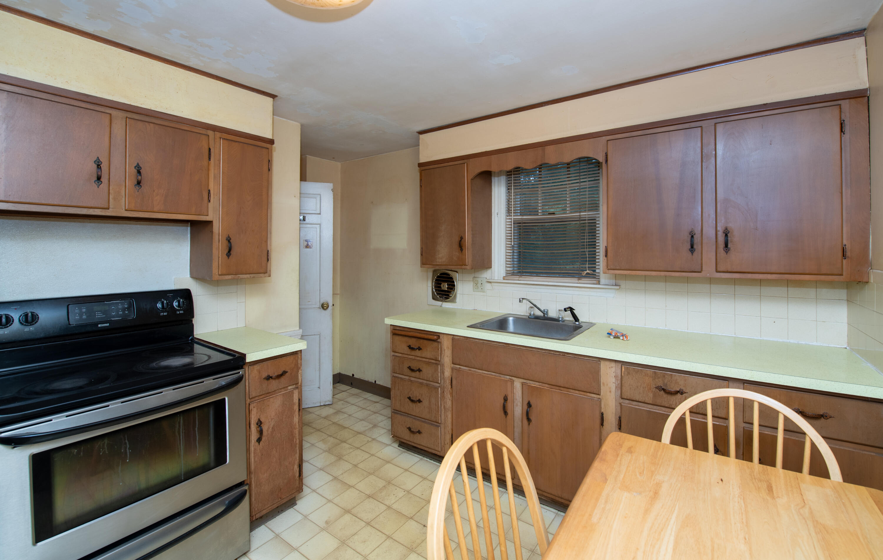 477 Teaticket Highway Falmouth MA 02540