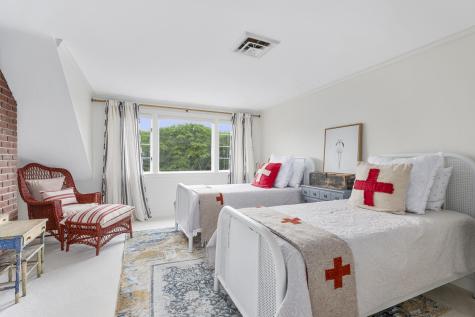 122 Stoney Cove Lane Barnstable MA 02630