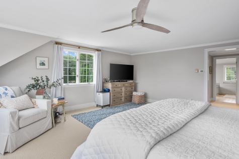 122 Stoney Cove Lane Barnstable MA 02630