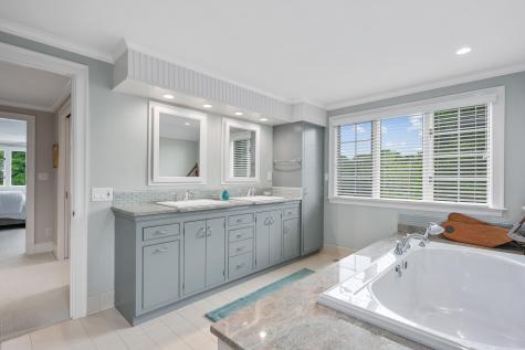 122 Stoney Cove Lane Barnstable MA 02630