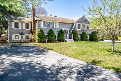 29 Carl Landi Circle Falmouth MA 02536