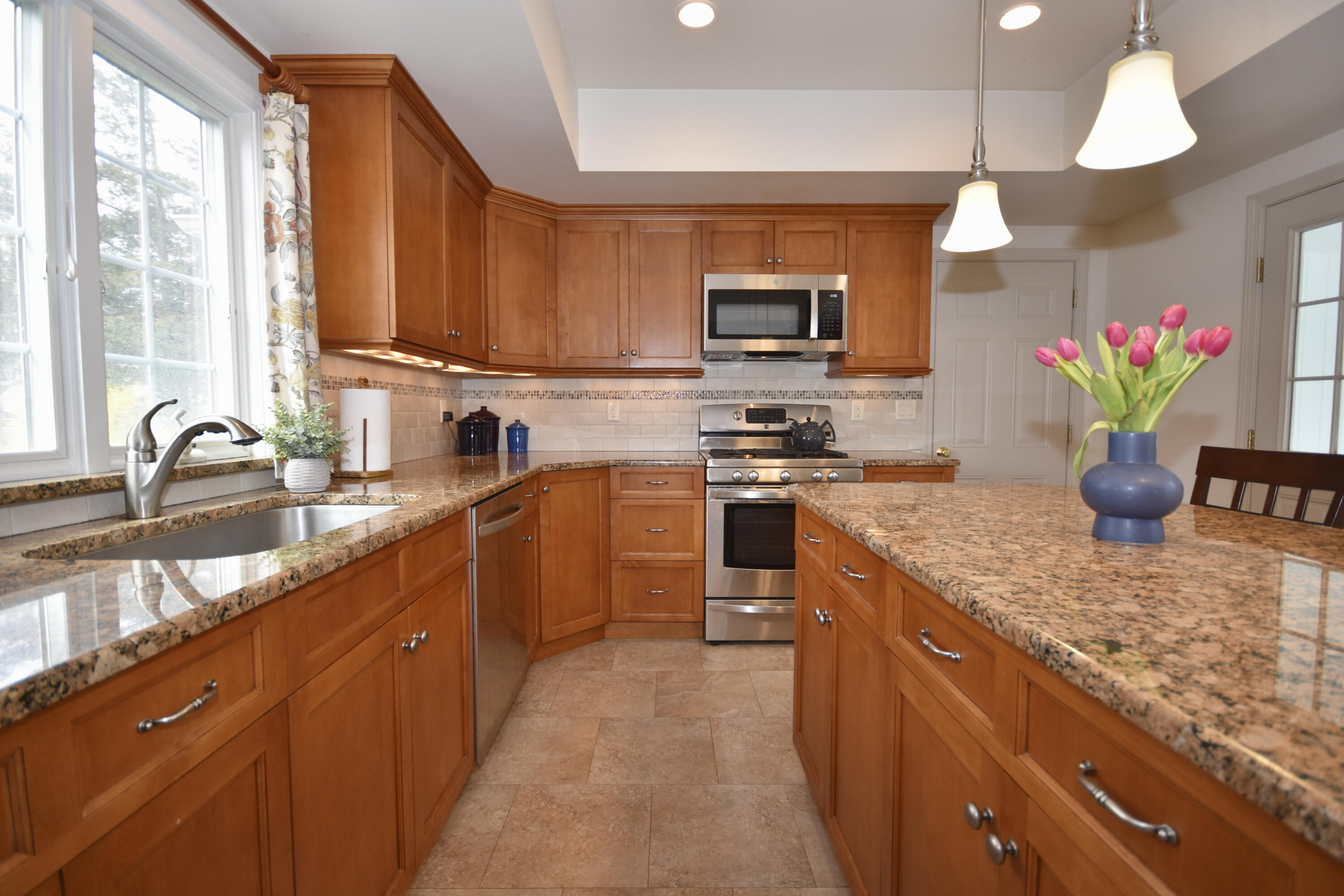 11 Beale Avenue Sandwich MA 02563