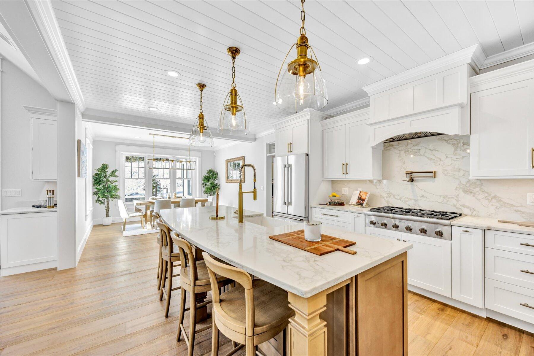 22 Country Club Lane Mashpee MA 02649