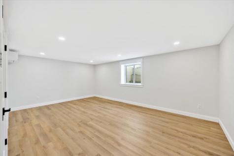 22 Country Club Lane Mashpee MA 02649