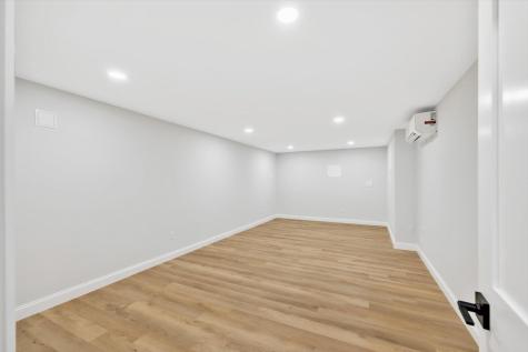 22 Country Club Lane Mashpee MA 02649