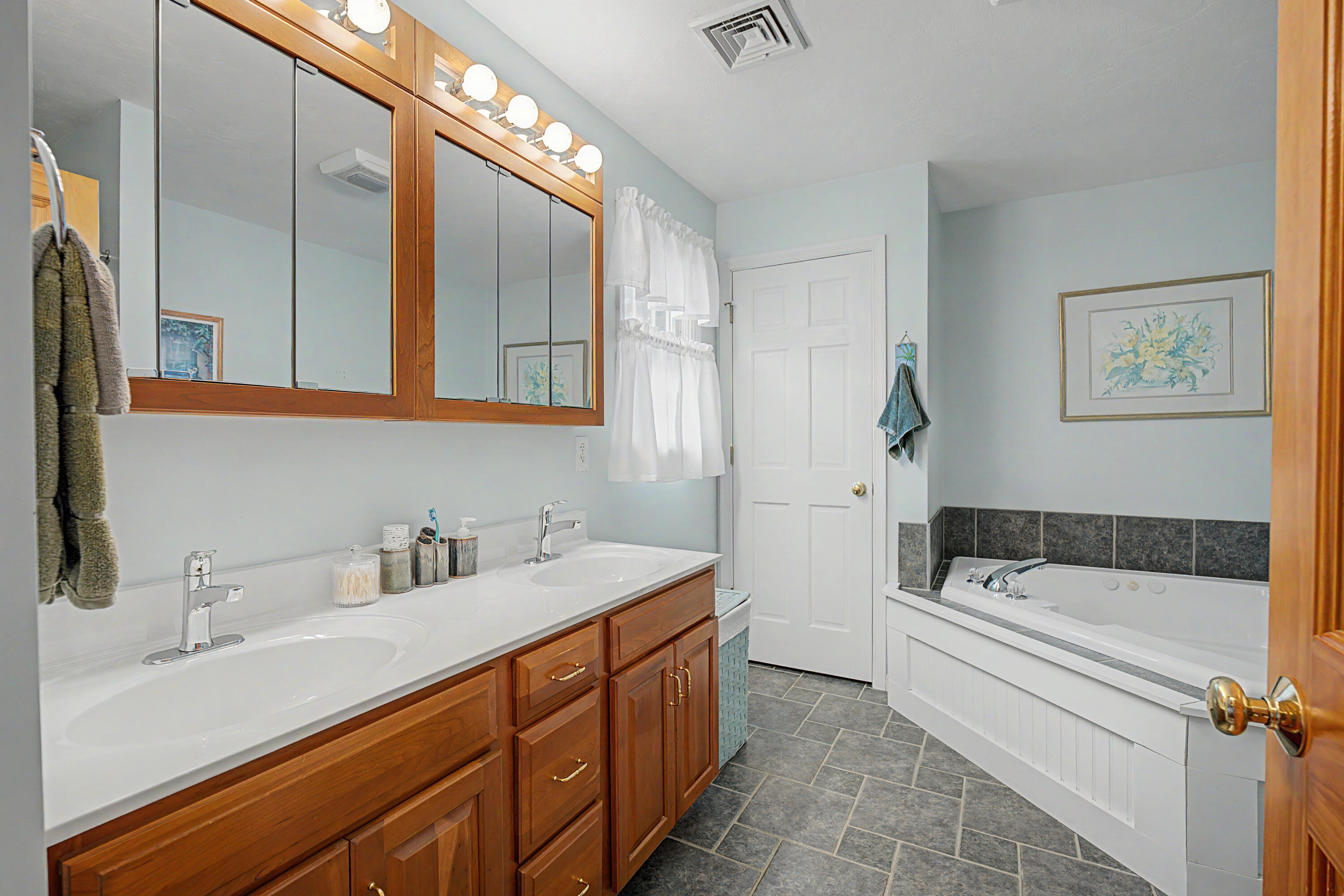 12 Gordon Lane Yarmouth Port MA 02675