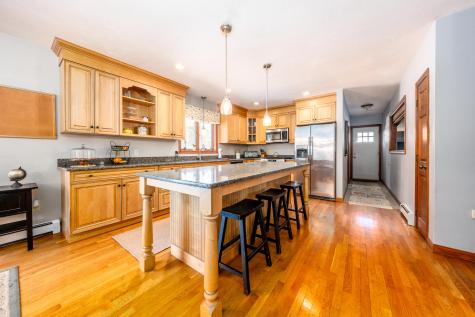 40 Cocheset Path Yarmouth MA 02673