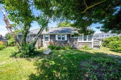 7 Bay Shore Road Barnstable MA 02601