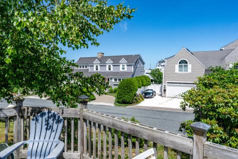 7 Bay Shore Road Barnstable MA 02601