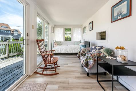 7 Bay Shore Road Barnstable MA 02601