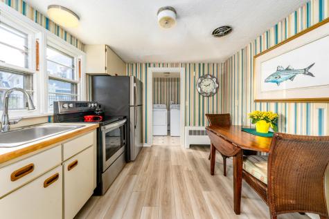 7 Bay Shore Road Barnstable MA 02601