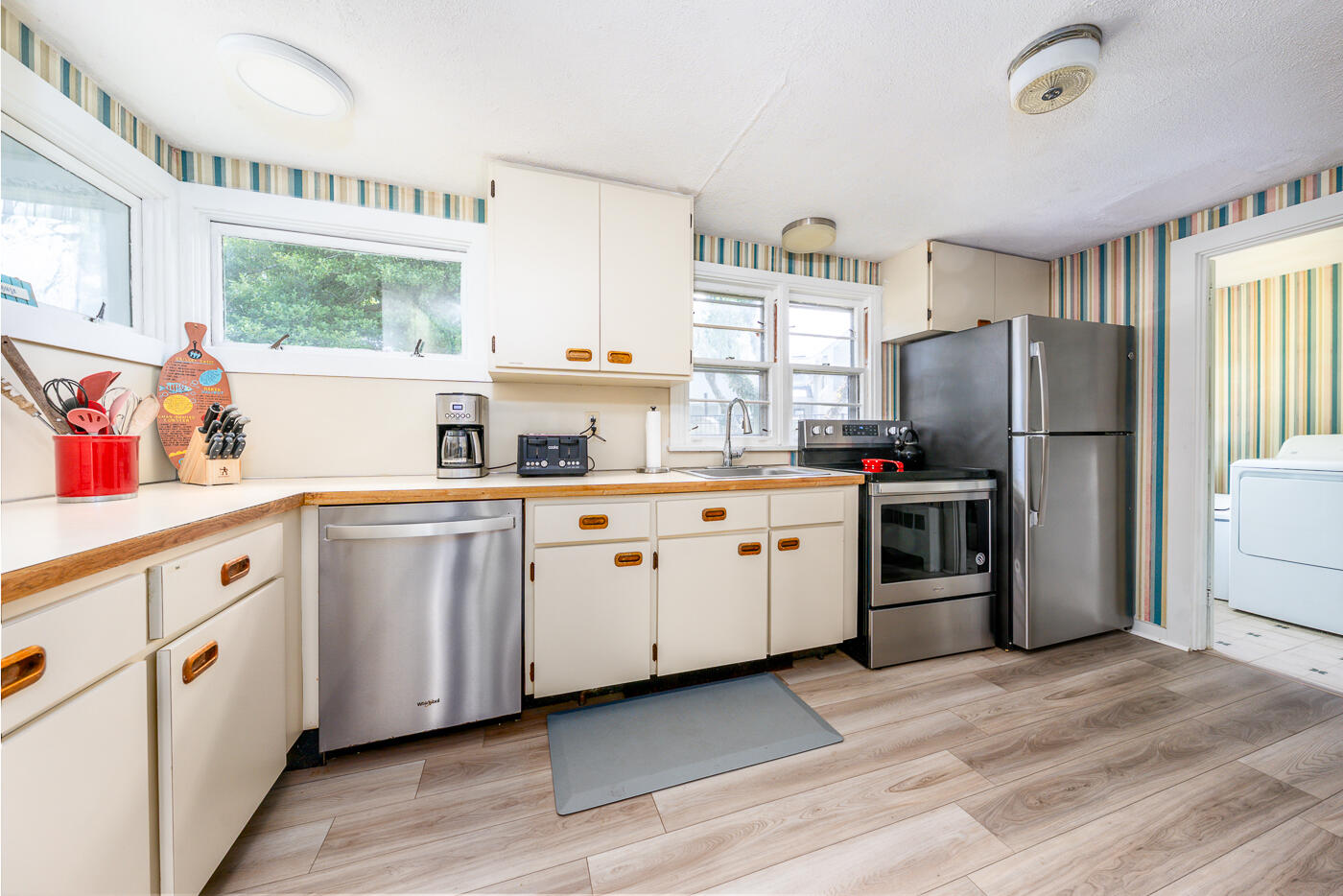 7 Bay Shore Road Barnstable MA 02601