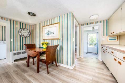 7 Bay Shore Road Barnstable MA 02601